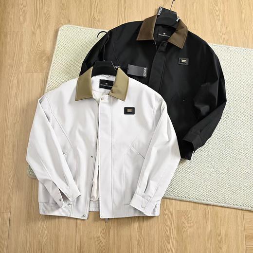 F040530春季新款男士休闲通勤铆钉口袋金属袖口按扣翻领夹克 商品图2