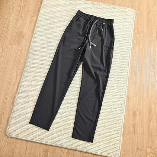 F040532春夏季简约百搭收脚裤型速干性能男士弹力休闲长裤 商品图4