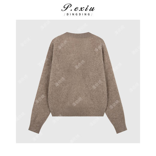 04-2潘依绣丁丁宠粉 100%绵羊毛软糯百搭显瘦V领长袖针织开衫Q30214 商品图2