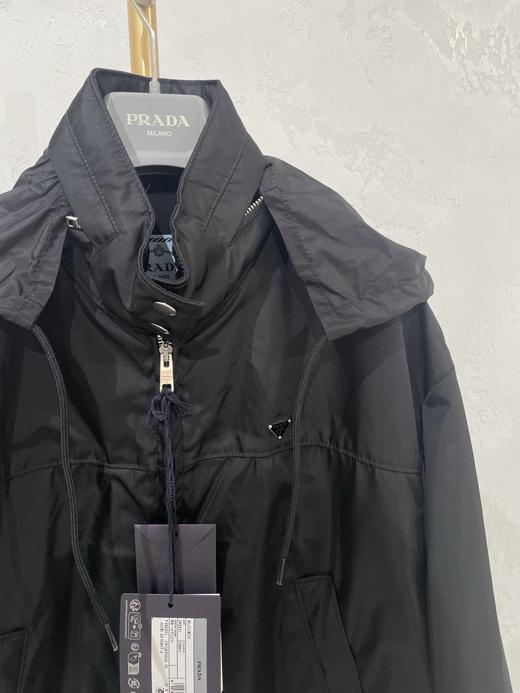 女款短款连帽外套he020 商品图2