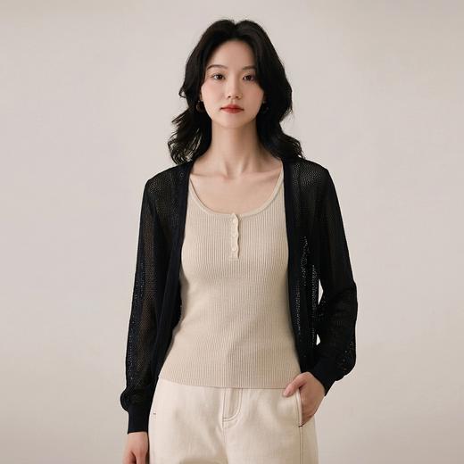 【夏日防晒篇】100天丝显瘦镂空重工艺多功能披肩女TS240065 商品图0