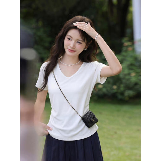 鹿向南【0407/00:00新品一小时5折限100件】78%莱赛尔19%羊毛T恤 商品图2