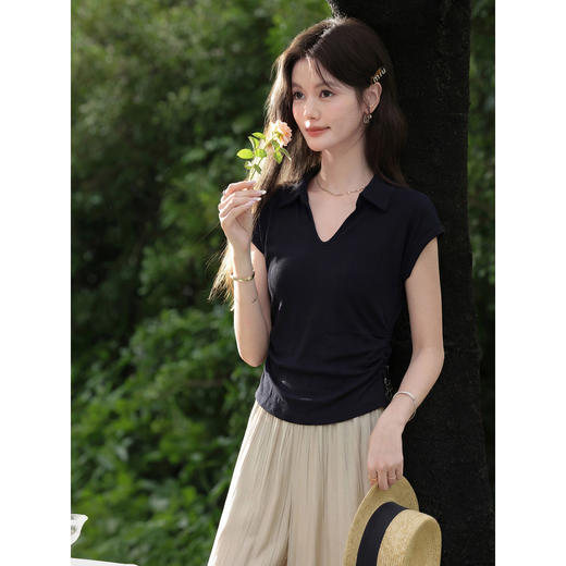 鹿向南【0407/00:00新品】藏蓝色T恤 商品图2