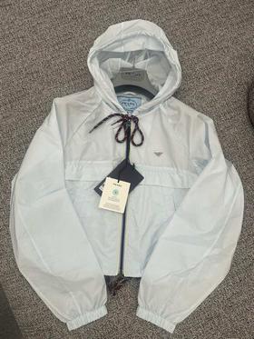 女款抽绳连帽短款风衣la020