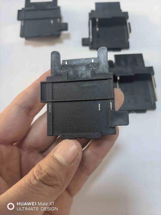 【货号04101】新款牧田18/21V锂电插脚带星标新款插脚三插片锂电工具链接插脚 商品图1