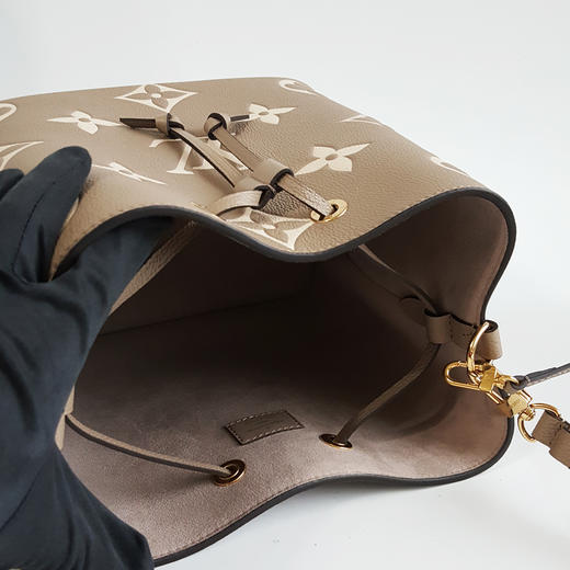 【98新】LV路易威登NEONOE系列M45555中号大象灰全皮压纹NEONOE子母包水桶包单肩包女士020426NJT07 商品图8