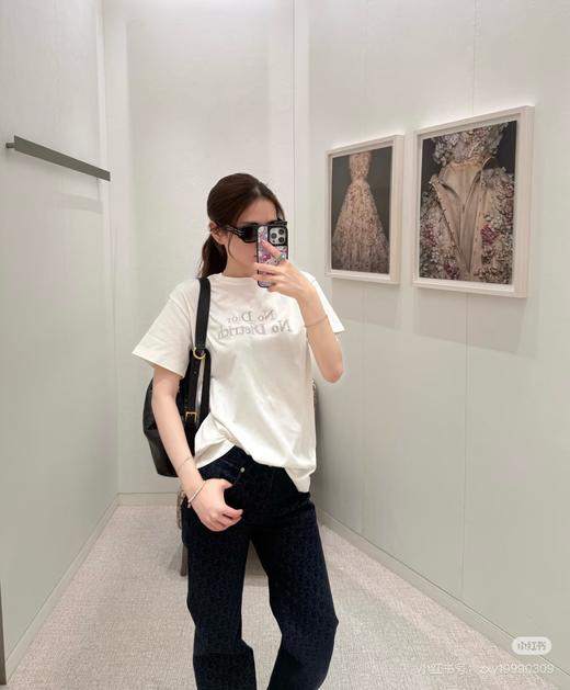 一店d 𝐃𝐢𝐨*𝐫 𝐬𝐬𝟐𝟔樶--新两大系列情侣tee❗️今年刚刚发售的新款
今日份的老钱风快乐 是🦅给的
 从骨子里就散发出一种独特的清贵气息 商品图12