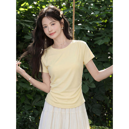 鹿向南【0407/00:00新品】嫩黄色T恤 商品图1