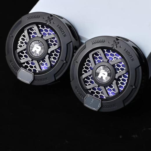 REMAX冰封磁吸手机平板散热器数显制冷手游磁吸式RGB酷炫灯RT-F7 商品图0