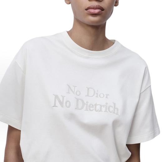 一店d 𝐃𝐢𝐨*𝐫 𝐬𝐬𝟐𝟔樶--新两大系列情侣tee❗️今年刚刚发售的新款
今日份的老钱风快乐 是🦅给的
 从骨子里就散发出一种独特的清贵气息 商品图2