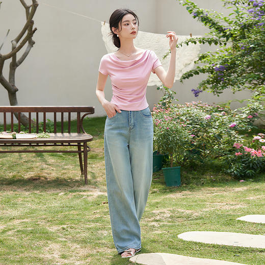 【限时秒杀】西遇一字肩短袖上衣女夏季新款大领口设计感显瘦短款正肩t恤V0050562 商品图1