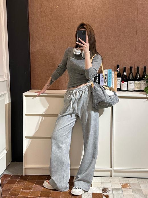 小马抽绳微喇慵懒松弛感阔腿裤卫裤 商品图6