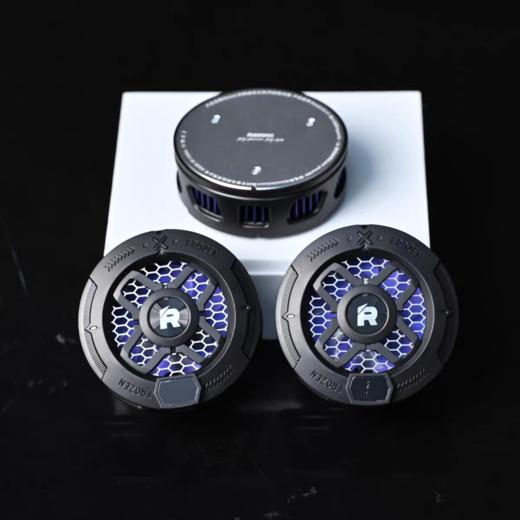REMAX冰封磁吸手机平板散热器数显制冷手游磁吸式RGB酷炫灯RT-F7 商品图2