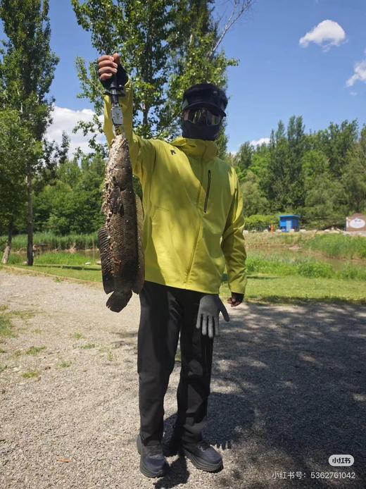 一店d ❗️独家大爆款 𝐃𝐞𝐬𝐜𝐞𝐧𝐭𝐞梭织凉感透气4d版型情侣皮肤衣
火疯了！陈伟霆同款的运动生活系列 这个系列能完美平衡春夏专业运动和日常穿搭 商品图4