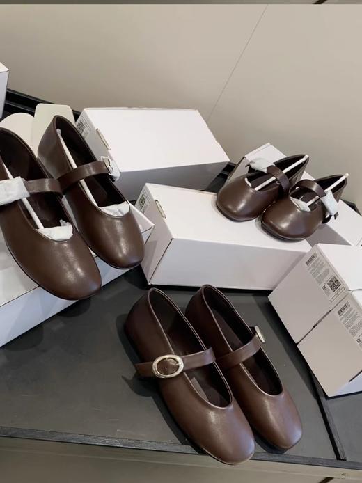 F040513复古设计圆头一字扣棕色简约百搭懒人平底芭蕾鞋 商品图3