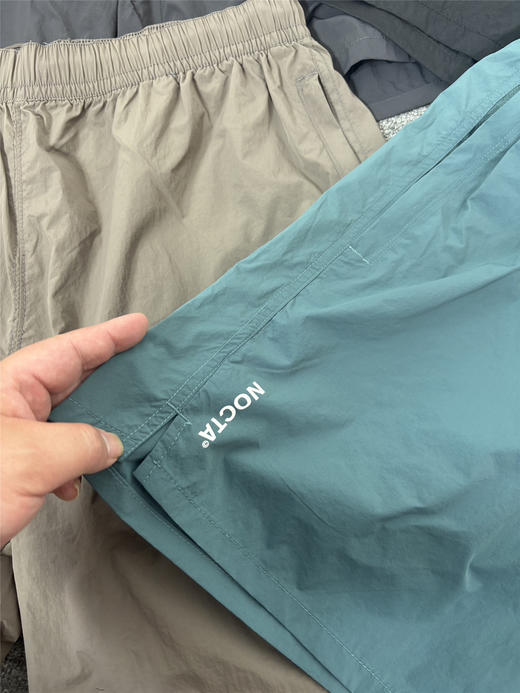 原单正品 Nike x Drake 联名款 NOCTA系列 拉链口袋舒适柔软透气五分休闲短裤，男女同款，
M-XXL 商品图1