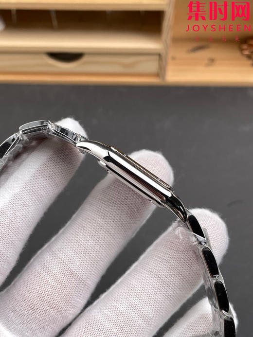 与豹同行 一跃入心 AF卡地亚猎豹系列 中号表盘尺寸：27×37mm 女士腕表 商品图3