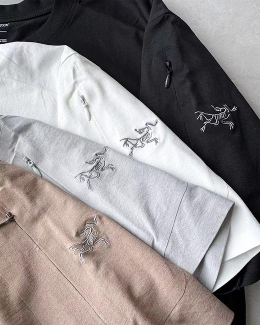 F040527男女同款吸汗透气户外运动圆领宽松休闲日常短袖T恤 商品图3