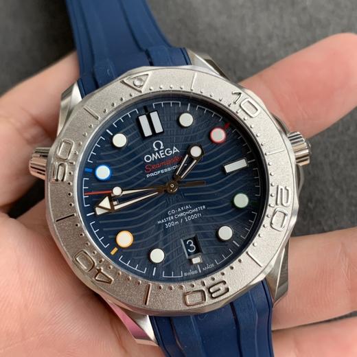 『OR新表』欧米茄海马2022 北京冬奥会特别版腕表 Seamaster Diver 300M Beijing 2022 Special Edition
新作依然采用42mm 精钢表壳，钛金属表圈浮雕 商品图10