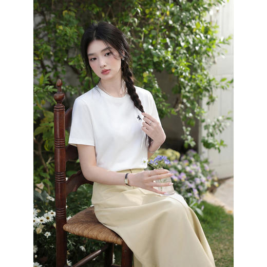 鹿向南【0407/00:00新品前1小时7折限100件】78%莱赛尔19%羊毛T恤 商品图4