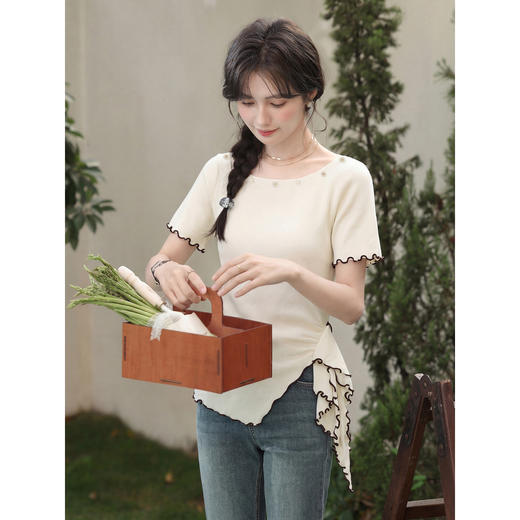 鹿向南【0407/00:00新品】白色T恤 商品图0