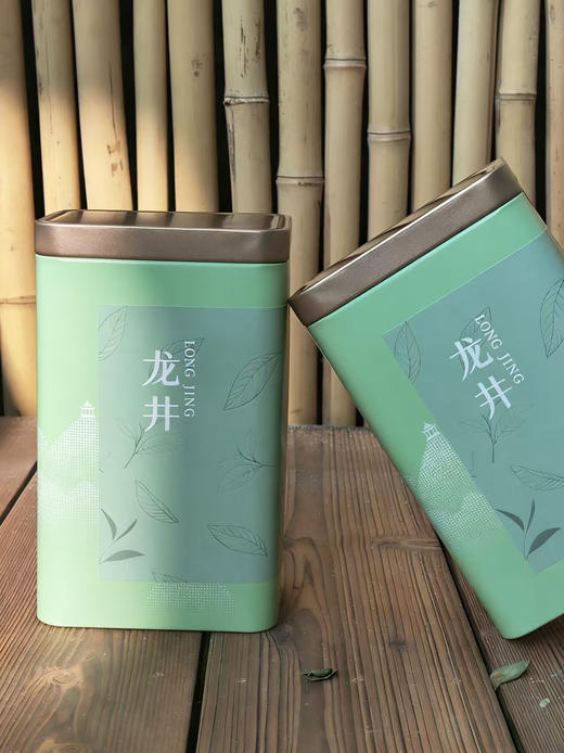 💥春茶上新｜龙井茶团购专场，【卧芳华金鼎方罐龙井茶】🌈以茶为礼，共品春日鲜醇 春风拂过茶山畔，云雾育新芽🌱 每年春日最值得期待的，便是这一口鲜爽甘醇的龙井 商品图1