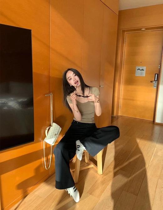 直发【68905】100%棉 气质窄版高腰直筒牛仔裤 商品图1