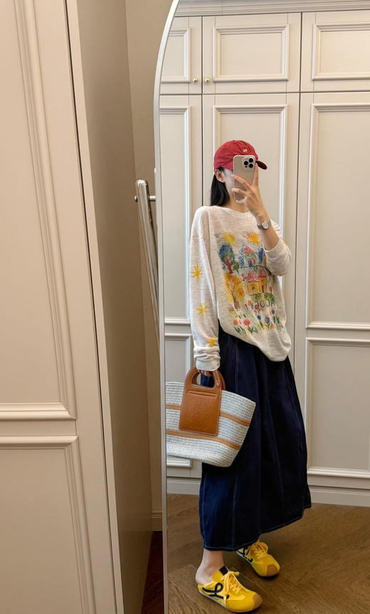 🔥沈羽洁同款!!氛围感少女T来啦~【韩版手绘涂鸦防晒衫】🌸多彩晕染❗️简简单单就可以搭配的单品 ❗️充满活力的配色搭配艺术感涂鸦印花，❤️内搭外搭都好看❗️ 商品图1