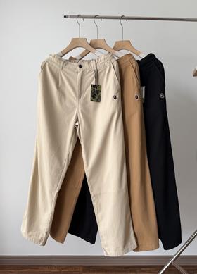 BAPE春季猿人头刺绣纯色休闲工装长裤，日本潮流品牌 A Bathing Ape 经典休闲裤款