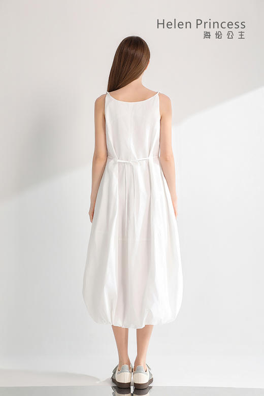 扭结肩带花苞裙 商品图9