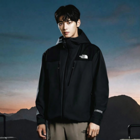 T2F 韩版 硬核薄款连帽冲锋衣 WT993