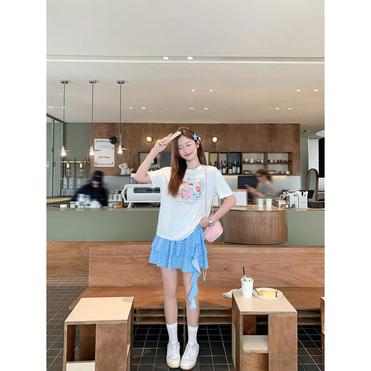 <曾小咸推荐>韩系印花短袖T恤碎花半裙套装【预售款，预计3-15天！！】 商品图1