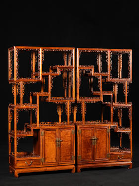 二十世纪 黄花梨打洼透雕拐子纹圈口博古架（一对）