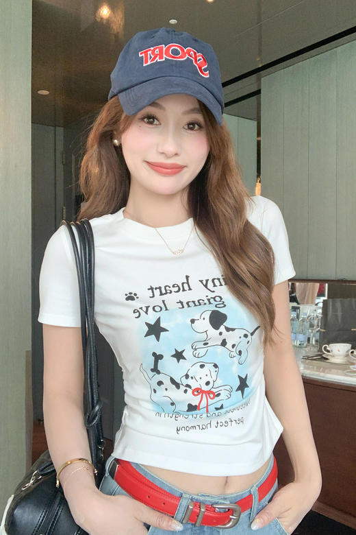 <曾小咸推荐>韩系设计感印花短款T恤上衣【预售款，预计3-15天！！】 商品图5