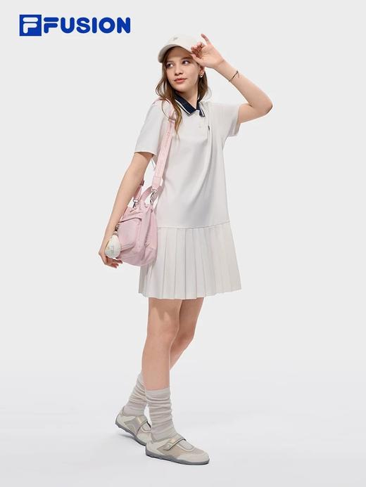 点此购买 斐乐夏季女士经典polo领短袖百褶连衣裙 qk 344303 商品图6