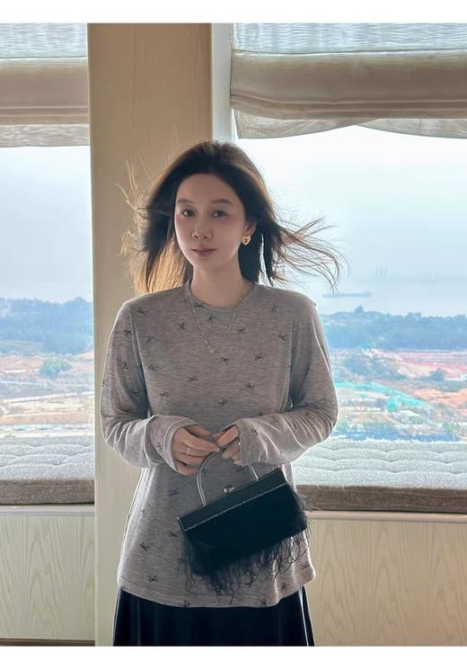满印蝴蝶结长袖 T 商品图0