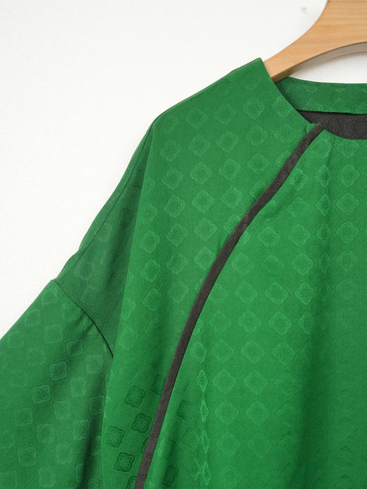 SSSW260888X-T      T恤 商品图10