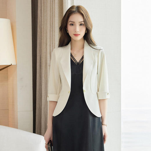 「自」全新升级【铂金会员174/天猫229/差价55】(02312)洛诗琳高级感薄款西装外套2026夏季新款气质中袖通勤外套 商品图1