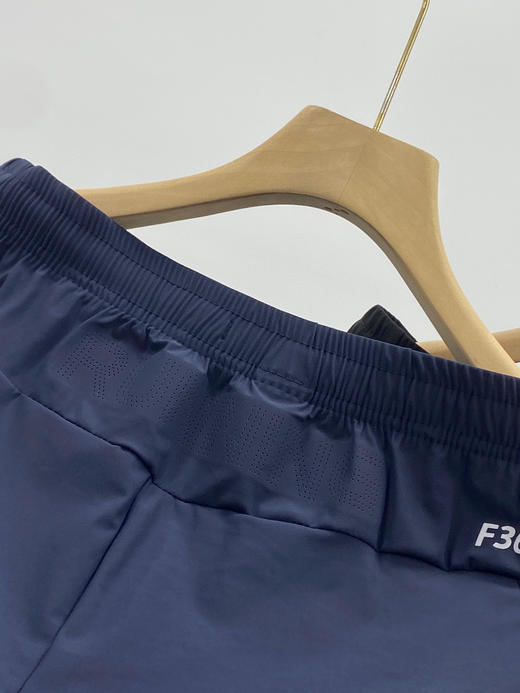 点此购买 迪桑特春夏季男士户外运动速干透气休闲裤 kad 324620 商品图11