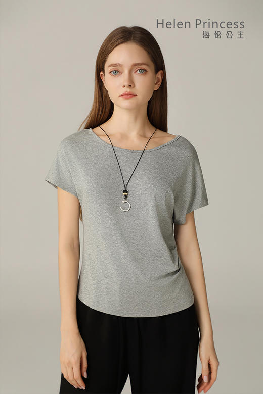 圆领蝙蝠袖T恤配项链 商品图8