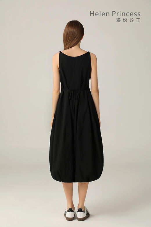 扭结肩带花苞裙 商品图14