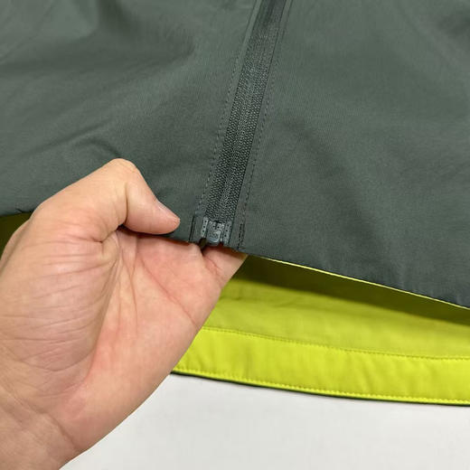 原单正品 Patagonia巴塔哥尼亚Nano-Air Ultralight男士薄棉服夹克外套
黑色/绿色 S-XXL 商品图4