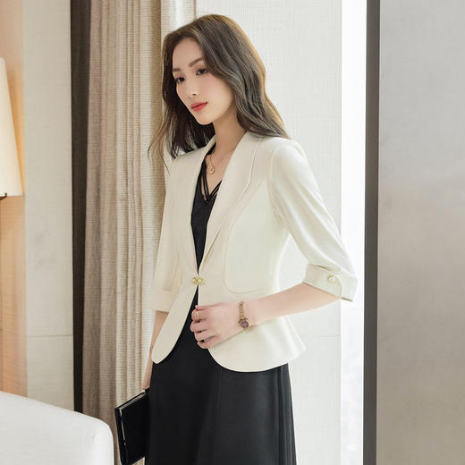 「自」全新升级【铂金会员174/天猫229/差价55】(02312)洛诗琳高级感薄款西装外套2026夏季新款气质中袖通勤外套 商品图0
