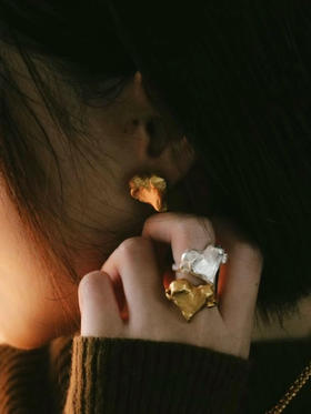 LS｜El pellets de corazón Earrings 云粒耳环 [ 金 / 银 ]【Celestial】