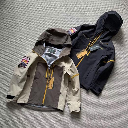 【lb1】山海联名羔品质情侣冲锋户外防水高透气夹克/外套！！ 商品图1