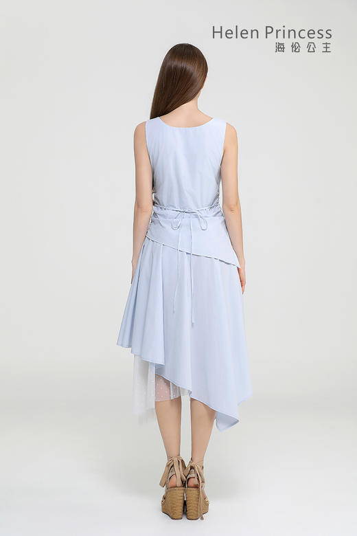 方领收腰不规则连衣裙 商品图4