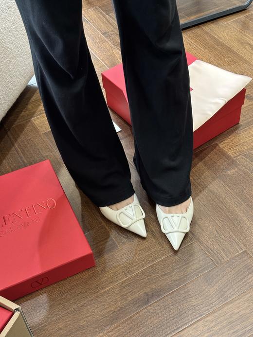 华伦天奴 通勤百搭高跟鞋 商品图3