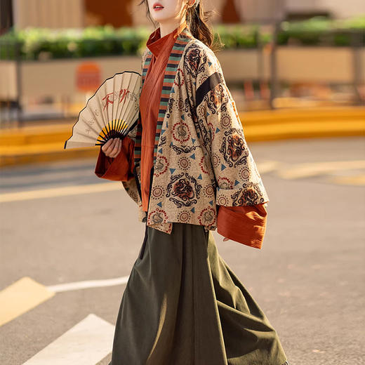 裁缝学苑AH142晋制上襦领衫裙裤三件套装纸样女装原创改良汉服样板图纸 商品图2