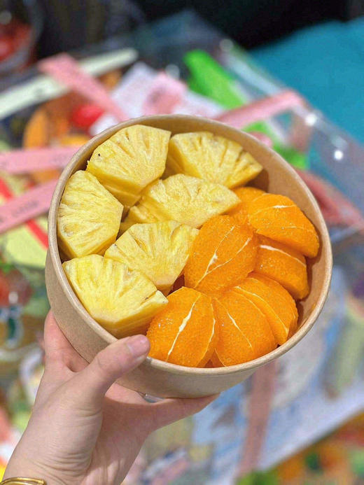 【鲜果切】凤梨+橙子（750ml） 商品图0