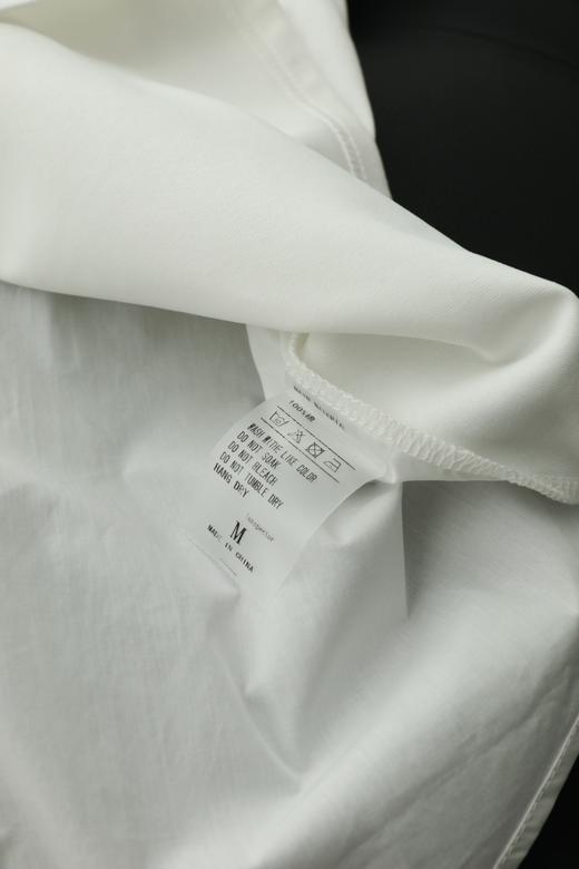 绵白氧气~白色圆领拼接蕾丝镂空喇叭袖宽松上衣 商品图13